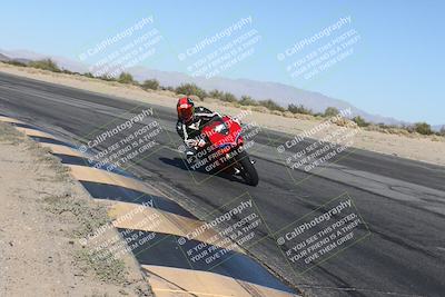 media/Dec-01-2025-Moto Forza (Mon) [[2daa91e15f]]/2-Intermediate Group/Session 4 (Turn 10 Inside)/